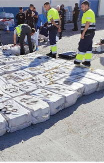 Espanha apreende 120 quilos de cocaína em navio que saiu do Brasil (Agencia Tributaria y Policía Nacional/EFE - 24.01.2023)